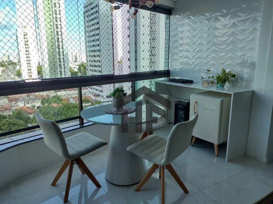 Foto 1 de Apartamento com 4 Quartos à venda, 136m² em Encruzilhada, Recife