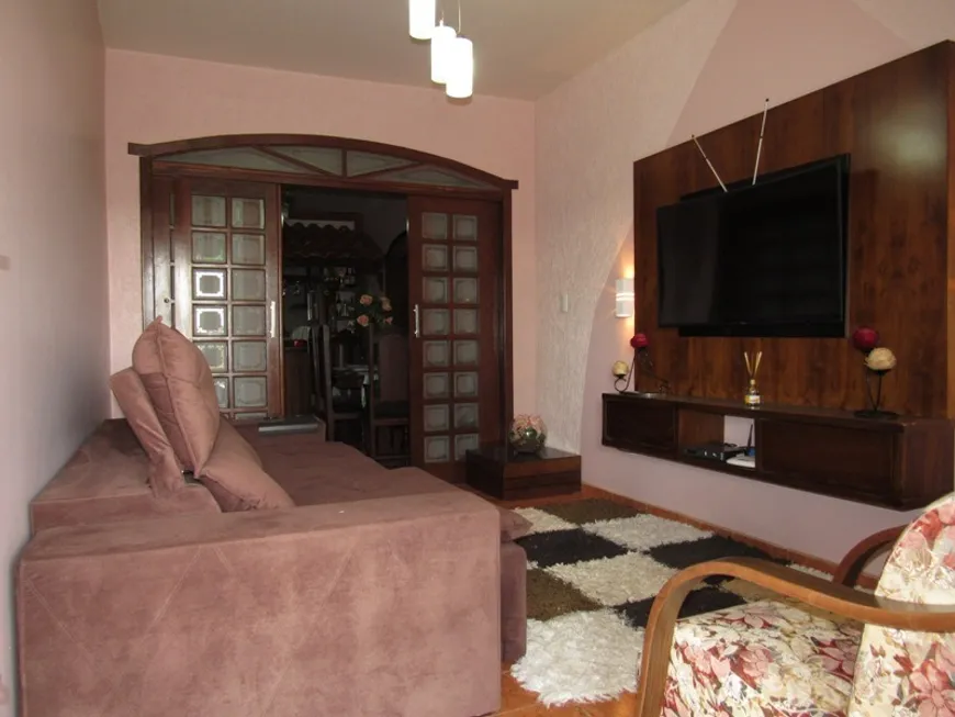 Foto 1 de Casa com 5 Quartos à venda, 250m² em Interlagos, Divinópolis