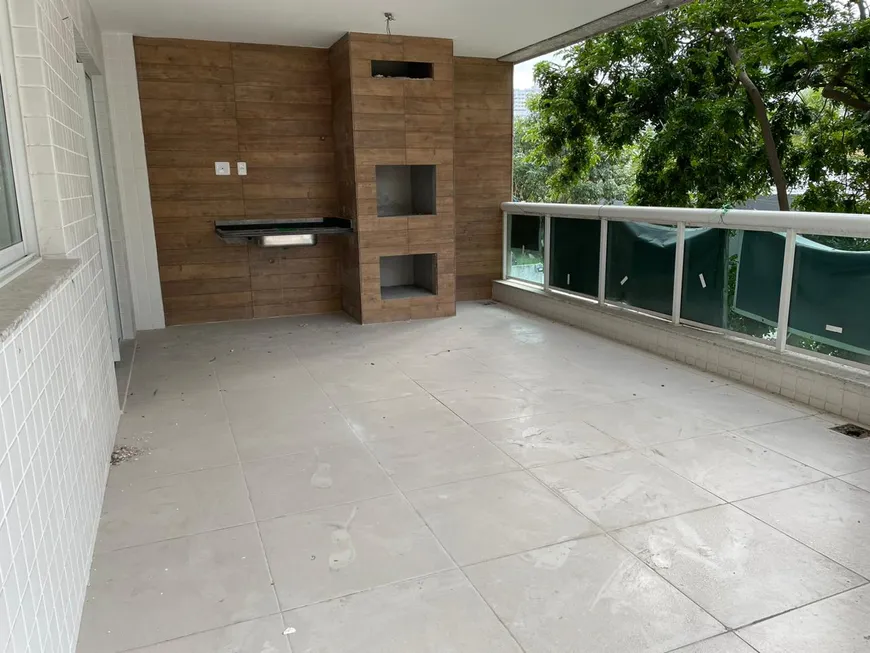 Foto 1 de Apartamento com 3 Quartos à venda, 106m² em Recreio Dos Bandeirantes, Rio de Janeiro