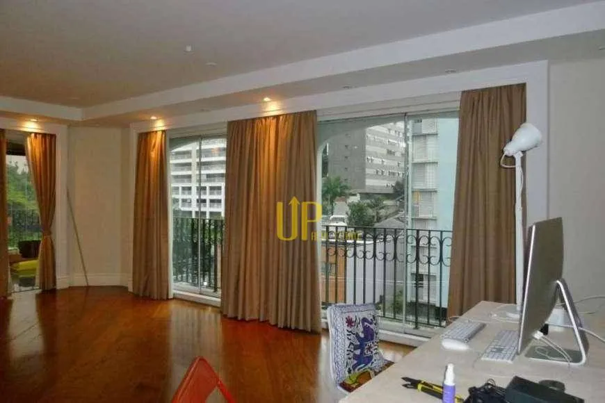 Foto 1 de Apartamento com 4 Quartos à venda, 321m² em Paraíso, São Paulo