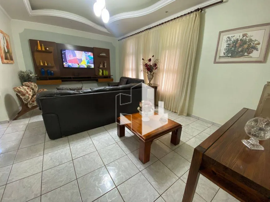 Foto 1 de Casa com 4 Quartos à venda, 294m² em Vila Brasil, Jaú