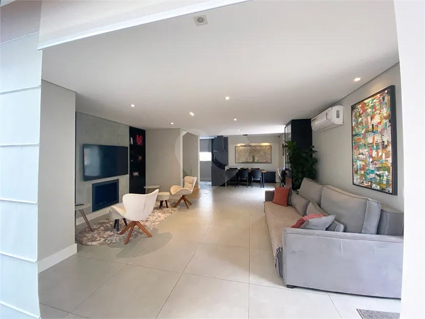 Foto 1 de Casa de Condomínio com 3 Quartos à venda, 260m² em Vila Andrade, São Paulo