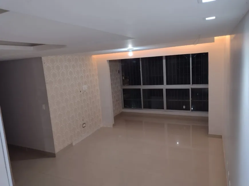 Foto 1 de Apartamento com 3 Quartos à venda, 84m² em Boa Viagem, Recife