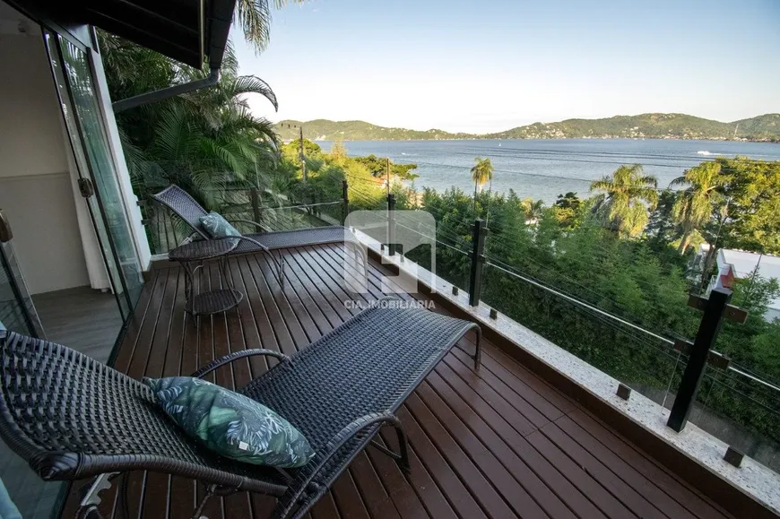 Foto 1 de Casa com 3 Quartos para alugar, 230m² em Lagoa da Conceição, Florianópolis