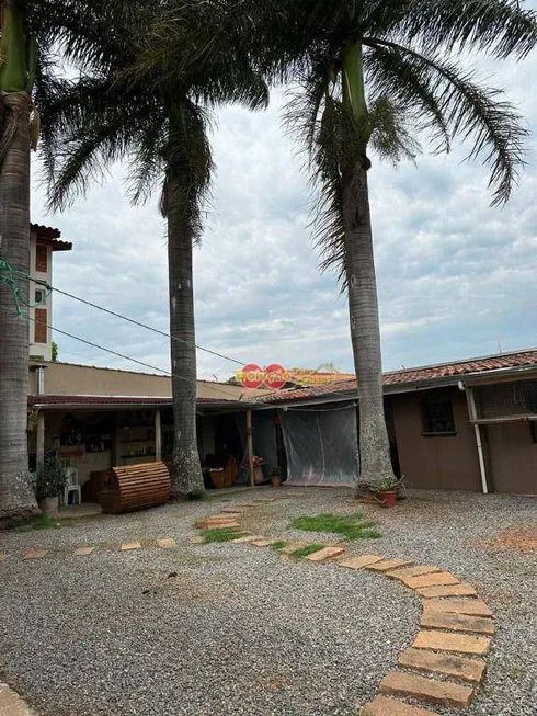 Foto 1 de Casa com 3 Quartos à venda, 245m² em Nova Itatiba, Itatiba