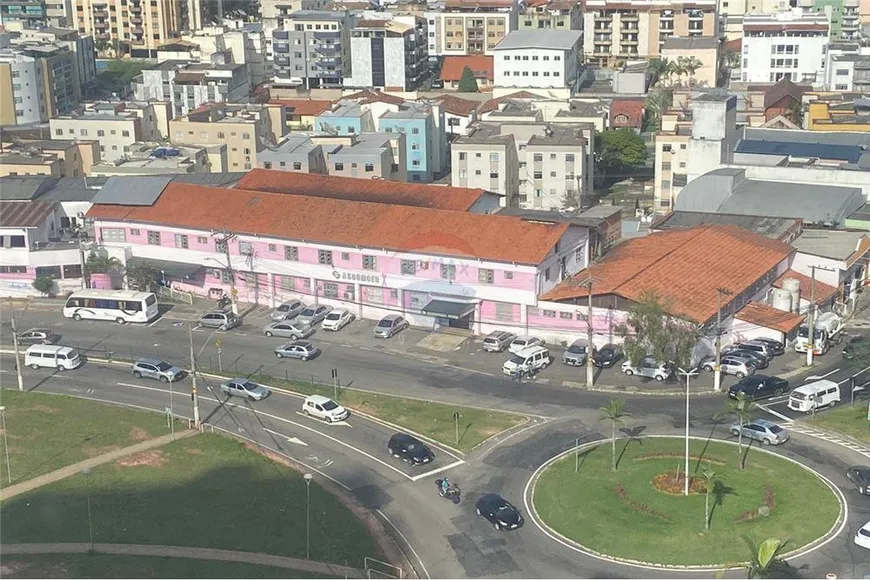 Foto 1 de Sala Comercial à venda, 324m² em Cascatinha, Juiz de Fora