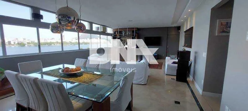 Foto 1 de Apartamento com 4 Quartos à venda, 201m² em Lagoa, Rio de Janeiro