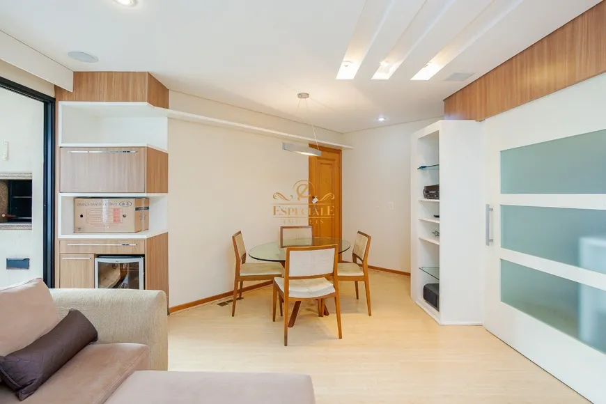 Foto 1 de Apartamento com 3 Quartos para alugar, 91m² em Cristo Rei, Curitiba