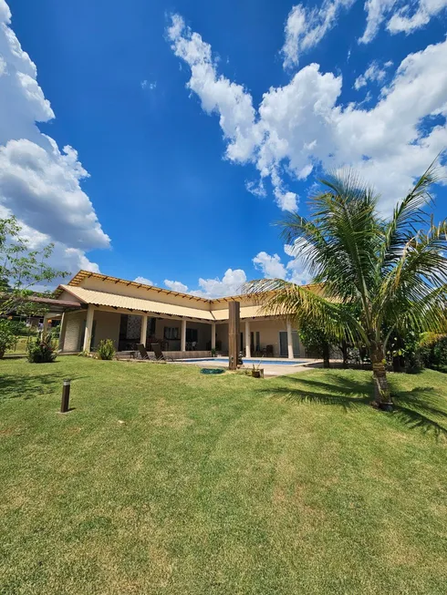 Foto 1 de Casa com 3 Quartos à venda, 400m² em , Hidrolândia