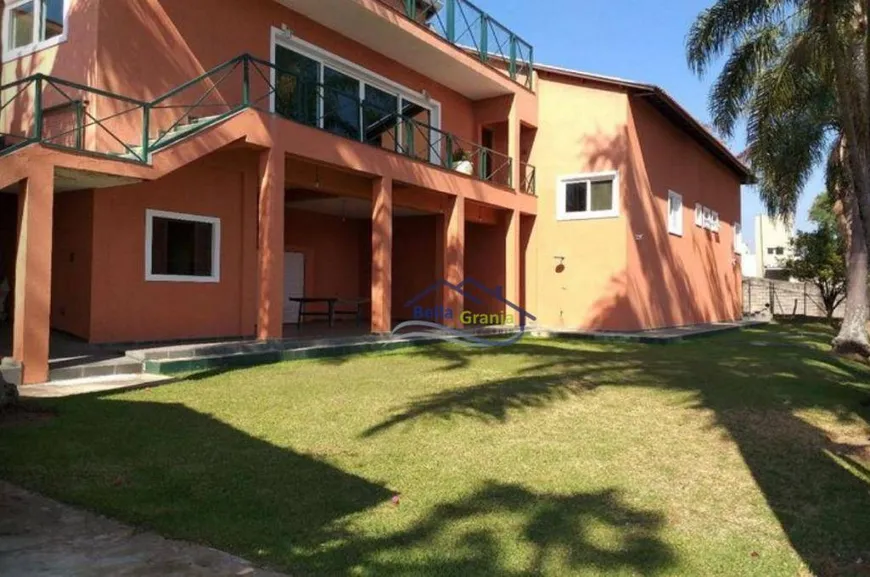 Foto 1 de Casa de Condomínio com 3 Quartos à venda, 600m² em Granja Viana, Carapicuíba