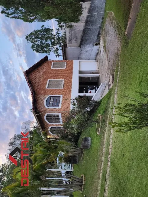 Foto 1 de Fazenda/Sítio com 3 Quartos à venda, 2400m² em Centro, Jarinu