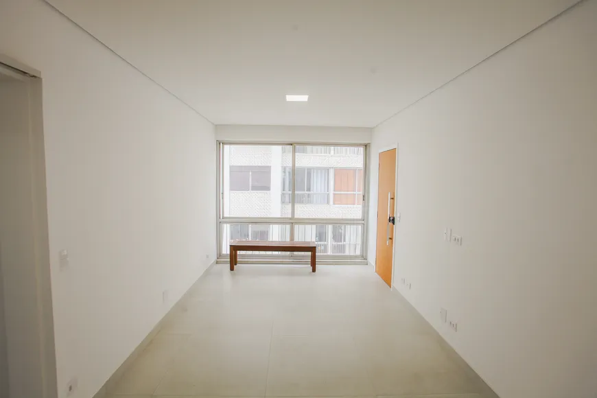 Foto 1 de Apartamento com 3 Quartos à venda, 122m² em Higienópolis, São Paulo