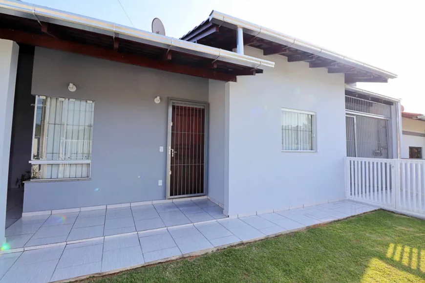 Foto 1 de Casa com 2 Quartos à venda, 180m² em Warnow, Indaial