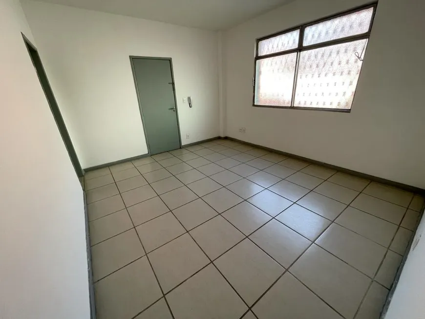 Foto 1 de Apartamento com 3 Quartos à venda, 70m² em Lagoinha, Belo Horizonte