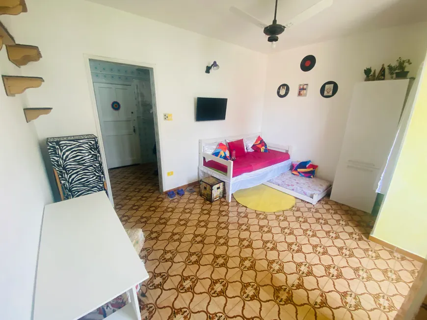 Foto 1 de Apartamento com 1 Quarto à venda, 30m² em Cidade Ocian, Praia Grande