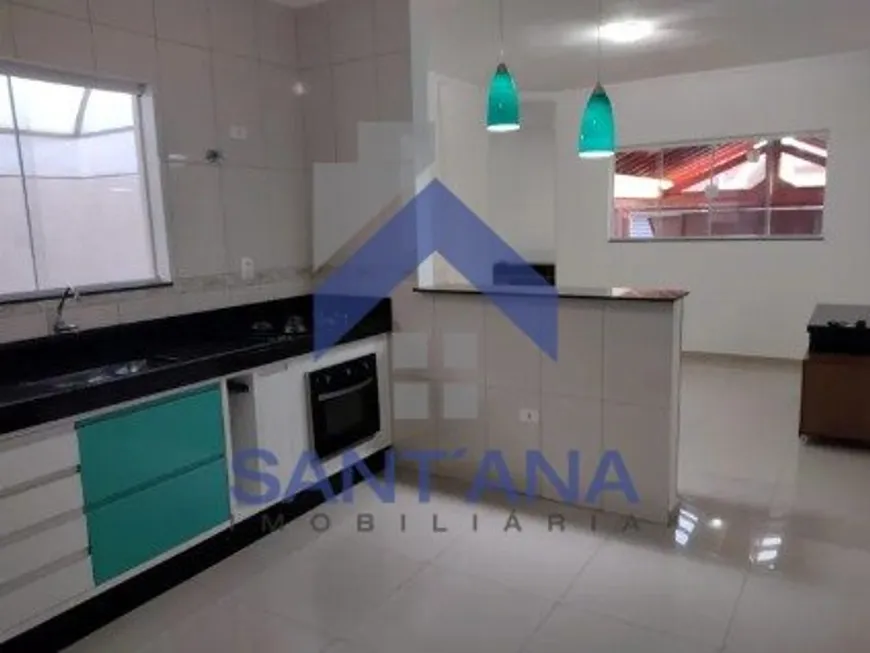 Foto 1 de Casa com 2 Quartos à venda, 80m² em Alto São Pedro, Taubaté