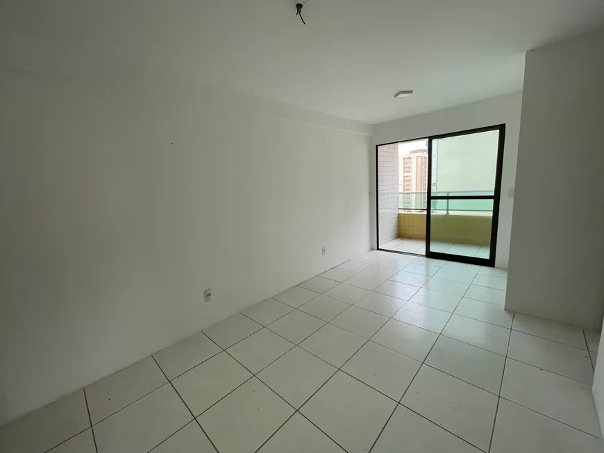 Foto 1 de Apartamento com 2 Quartos à venda, 50m² em Candeias, Jaboatão dos Guararapes