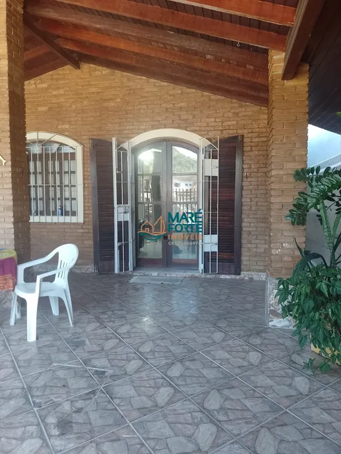 Foto 1 de Casa com 3 Quartos à venda, 163m² em Perequê-Açu, Ubatuba