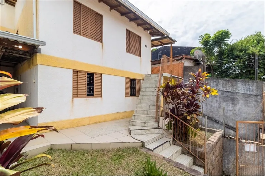 Foto 1 de Casa com 5 Quartos à venda, 150m² em Partenon, Porto Alegre