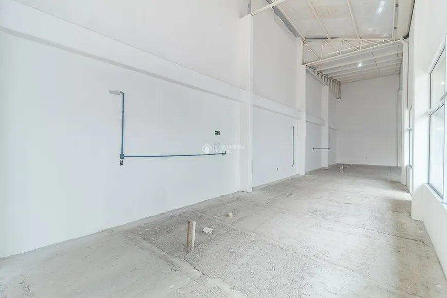 Foto 1 de Ponto Comercial para alugar, 123m² em São Geraldo, Porto Alegre