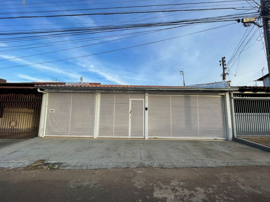 Foto 1 de Casa com 4 Quartos à venda, 200m² em Taguatinga Norte, Brasília