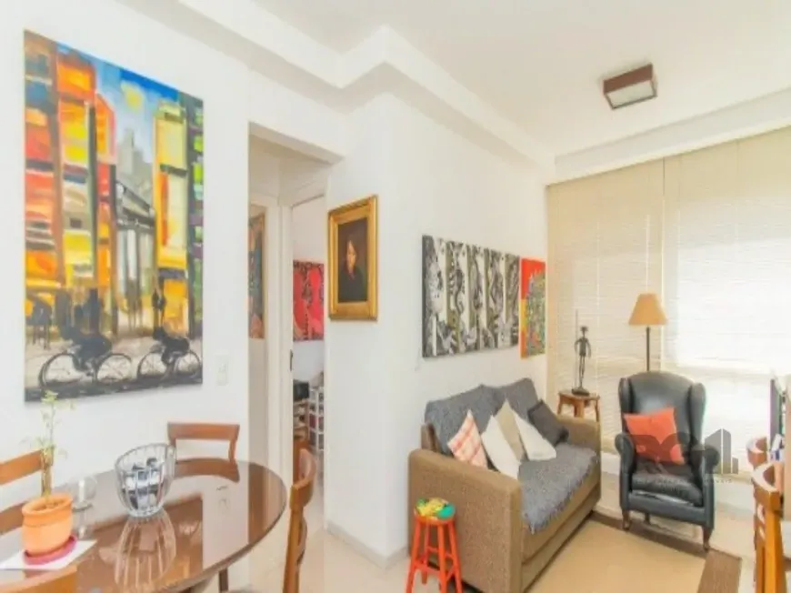 Foto 1 de Apartamento com 2 Quartos à venda, 56m² em Santana, Porto Alegre
