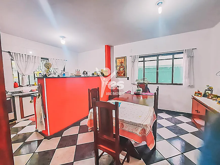 Foto 1 de Casa com 4 Quartos à venda, 200m² em Vila Junqueira, Santo André