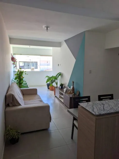 Foto 1 de Apartamento com 2 Quartos à venda, 67m² em Praia do Flamengo, Salvador