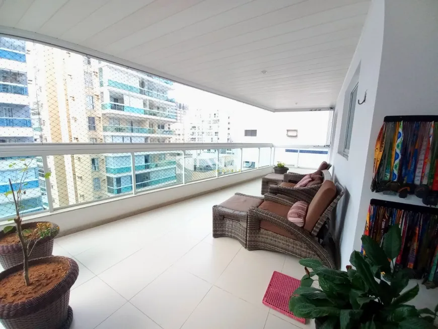 Foto 1 de Apartamento com 3 Quartos à venda, 120m² em Praia da Costa, Vila Velha