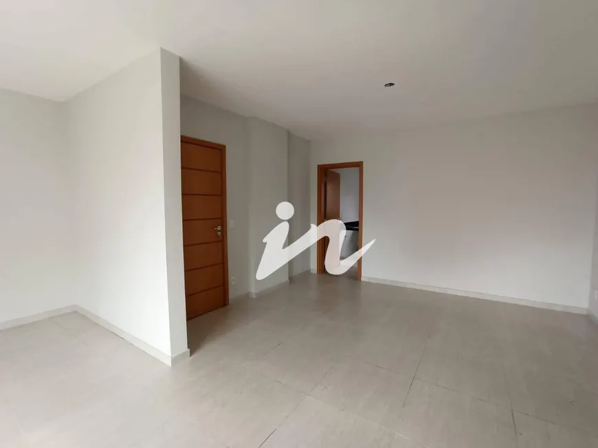 Foto 1 de Apartamento com 3 Quartos à venda, 107m² em Saraiva, Uberlândia