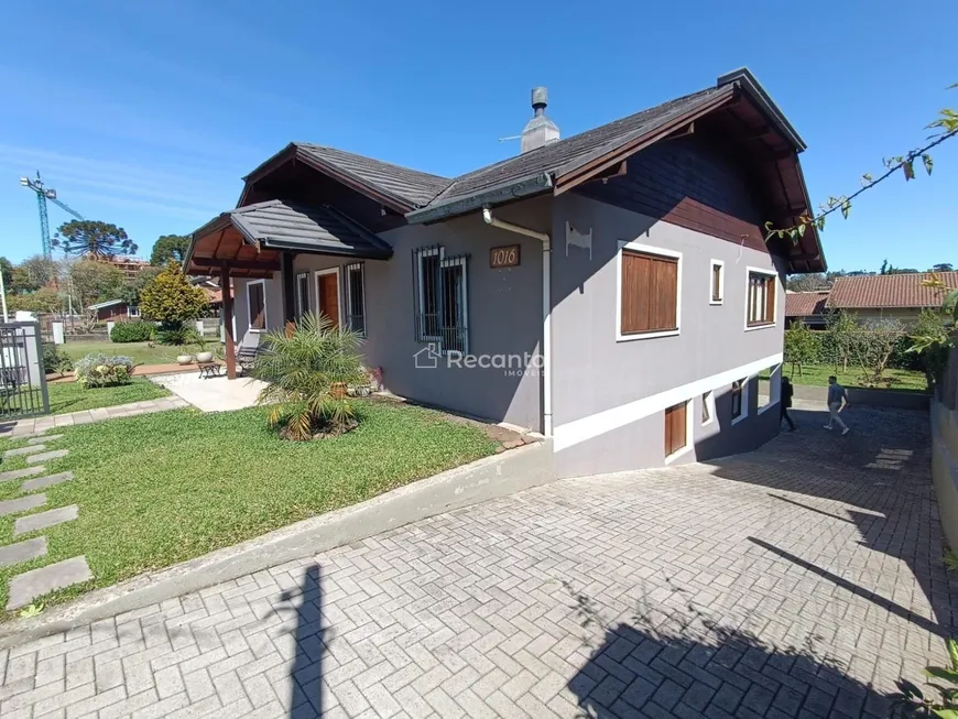 Foto 1 de Casa com 3 Quartos à venda, 280m² em Santa Terezinha, Canela