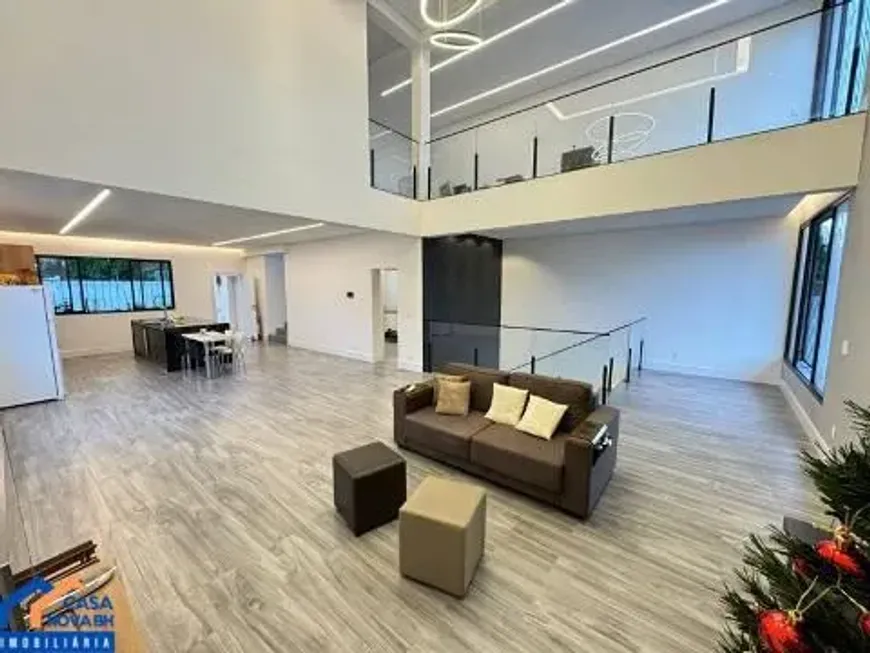 Foto 1 de Casa com 3 Quartos à venda, 360m² em Fernão Dias, Belo Horizonte