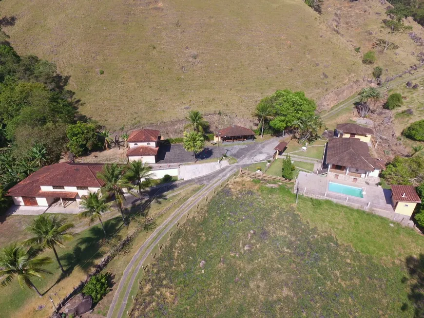 Foto 1 de Fazenda/Sítio com 6 Quartos à venda, 532400m² em Centro, Casimiro de Abreu