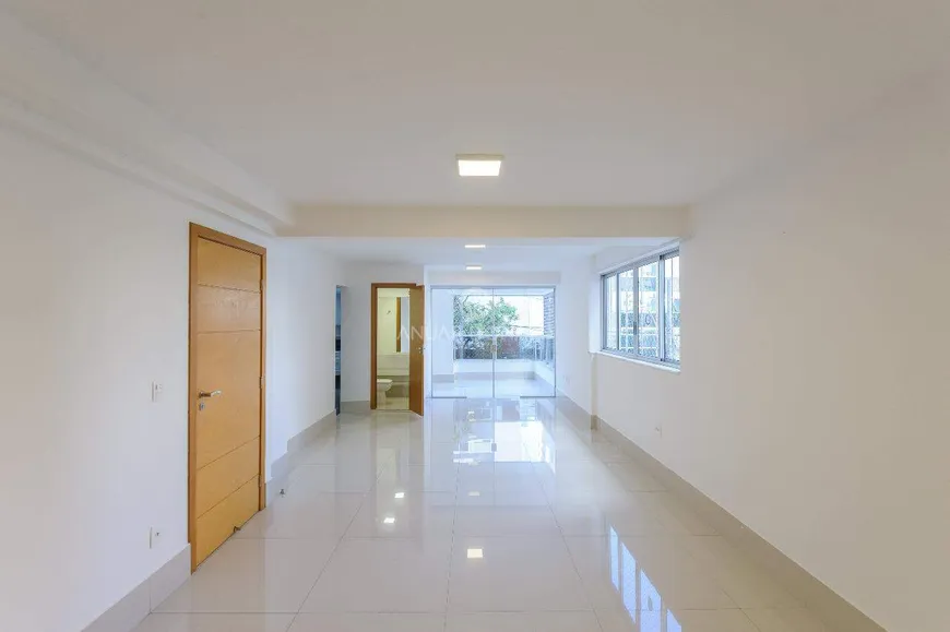 Foto 1 de Apartamento com 4 Quartos à venda, 150m² em Lourdes, Belo Horizonte