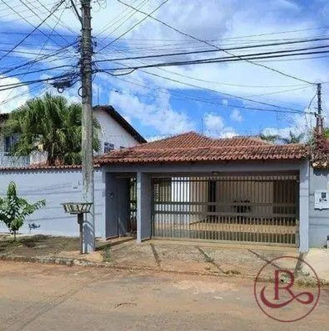 Foto 1 de Casa com 3 Quartos à venda, 200m² em Setor Sol Nascente, Goiânia