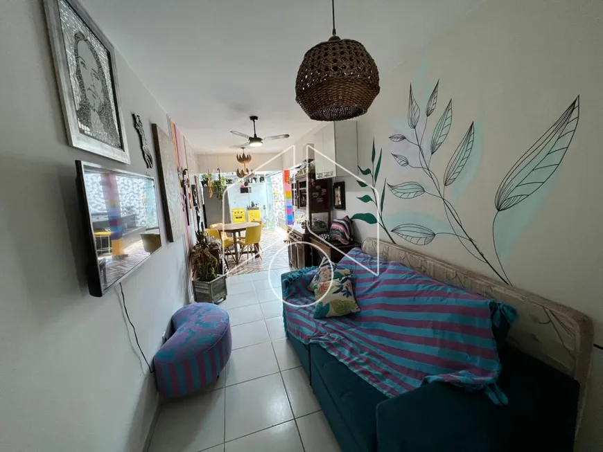 Foto 1 de Casa de Condomínio com 2 Quartos à venda, 100m² em Altos da Colina, Marília