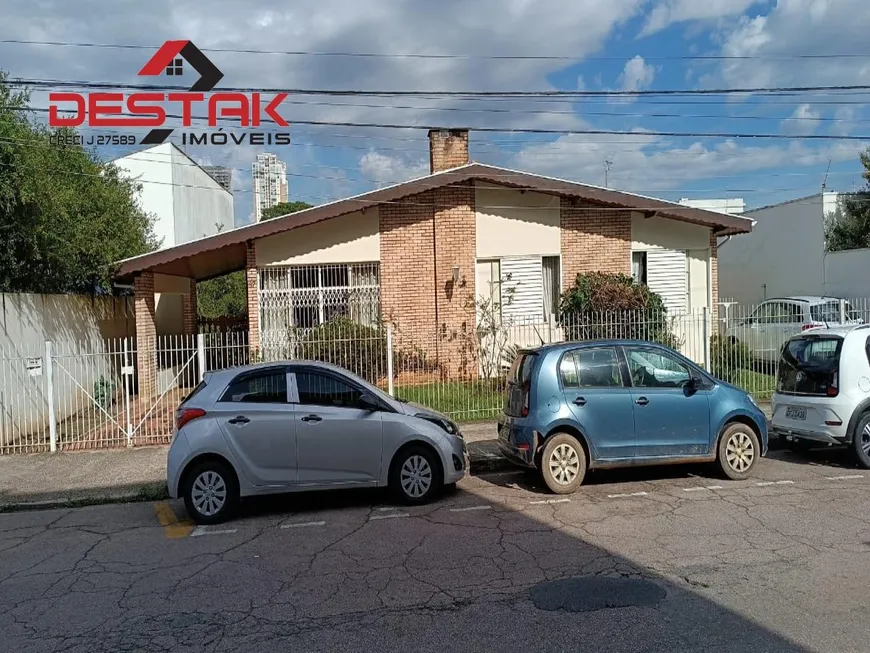 Foto 1 de Casa com 4 Quartos para alugar, 500m² em Jardim Sao Bento, Jundiaí