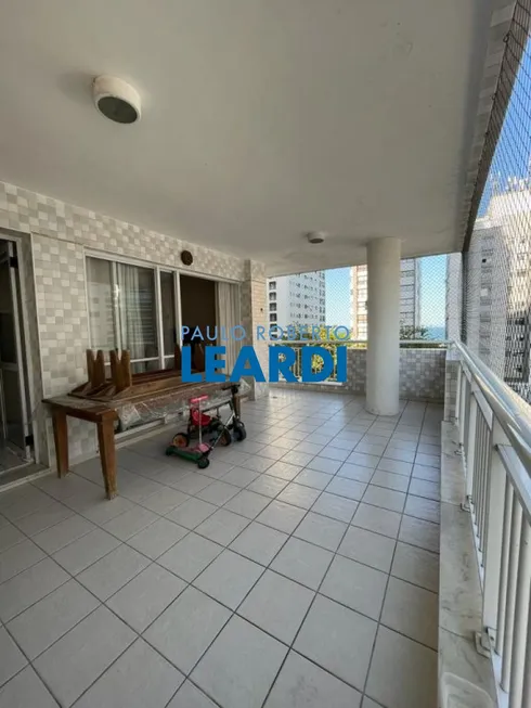 Foto 1 de Apartamento com 3 Quartos à venda, 117m² em Vila Alzira, Guarujá