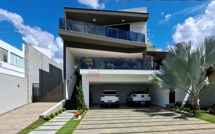 Foto 1 de Casa com 4 Quartos à venda, 380m² em Condominio Estancia dos Lagos, Santa Luzia