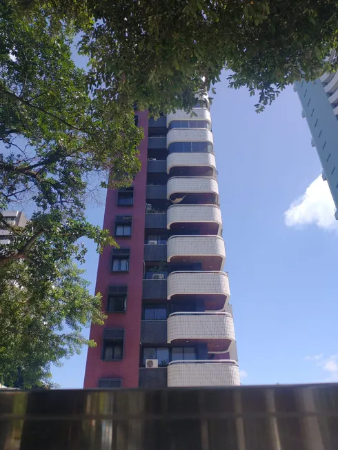 Foto 1 de Apartamento com 1 Quarto à venda, 40m² em Vitória, Salvador