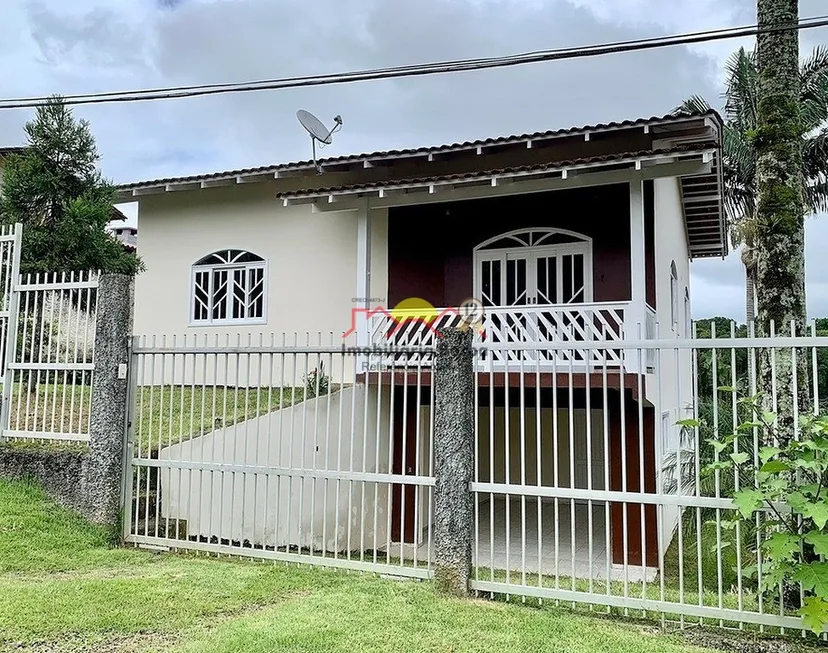 Foto 1 de Casa com 3 Quartos à venda, 130m² em Santa Catarina, Joinville