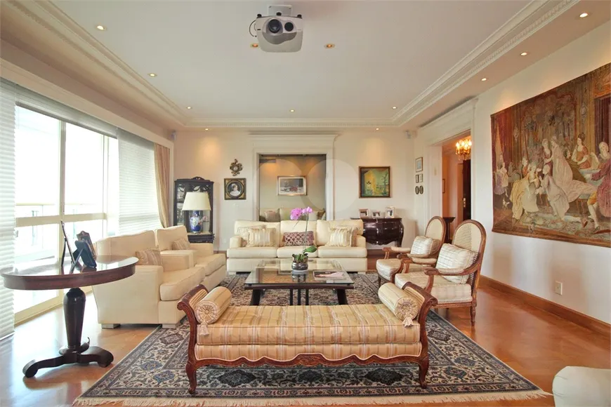 Foto 1 de Apartamento com 5 Quartos à venda, 455m² em Higienópolis, São Paulo