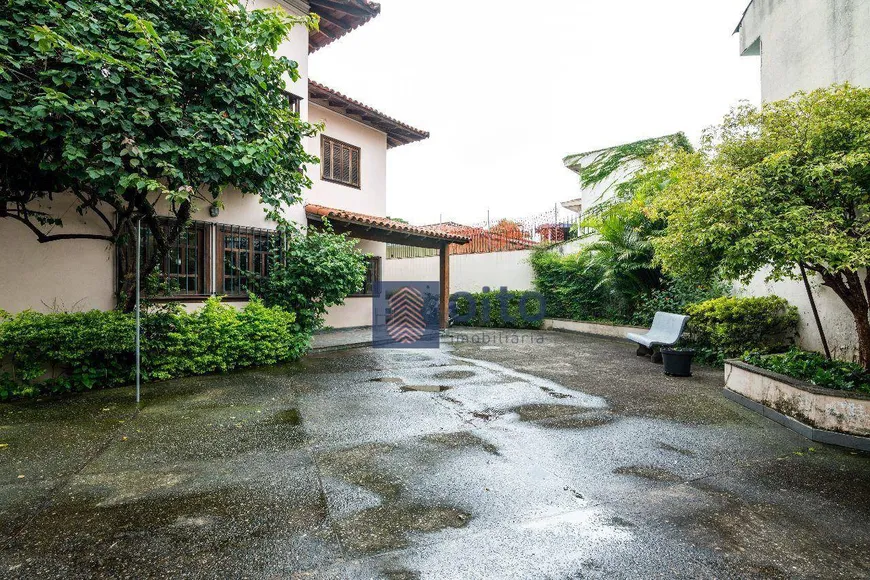 Foto 1 de Casa com 4 Quartos à venda, 300m² em Jardim Das Bandeiras, São Paulo