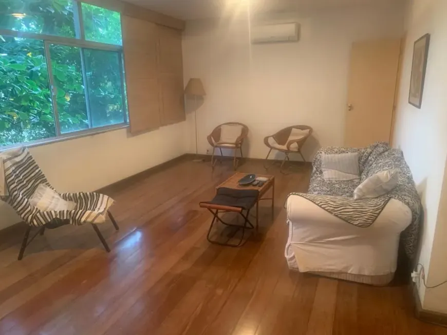 Foto 1 de Apartamento com 3 Quartos à venda, 130m² em Ipanema, Rio de Janeiro