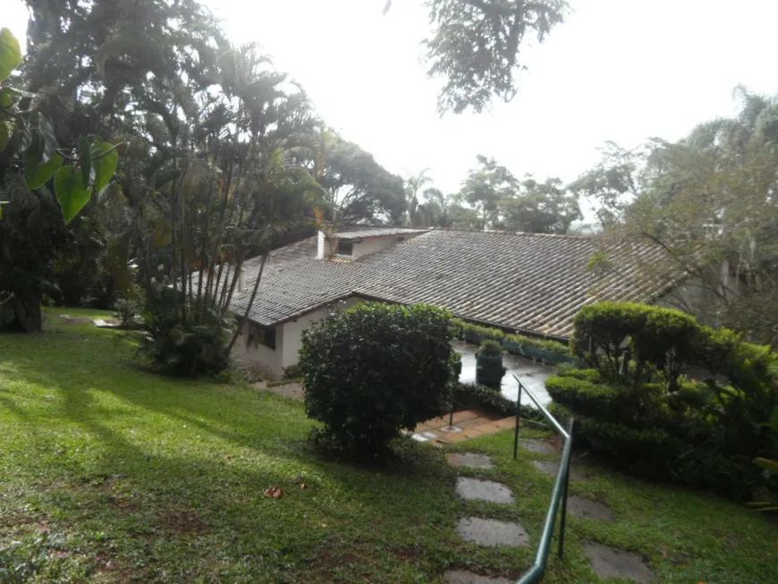 Foto 1 de Fazenda/Sítio com 4 Quartos à venda, 9000m² em Cachoeira, Ibiúna