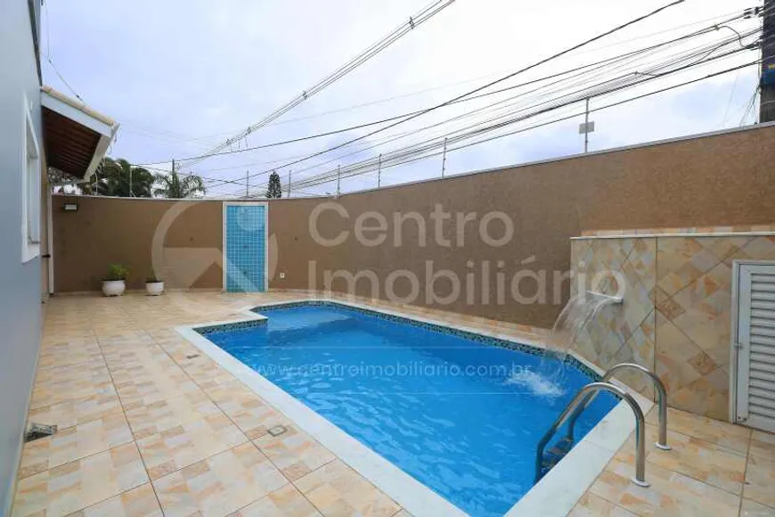 Foto 1 de Casa com 4 Quartos à venda, 208m² em Balneario Arpoador , Peruíbe