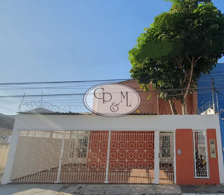 Foto 1 de Sobrado com 4 Quartos à venda, 250m² em Socorro, São Paulo