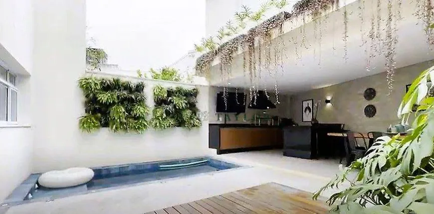 Foto 1 de Casa com 3 Quartos à venda, 294m² em Jardim Paulistano, São Paulo