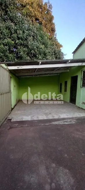 Foto 1 de Casa com 3 Quartos à venda, 120m² em Luizote de Freitas, Uberlândia