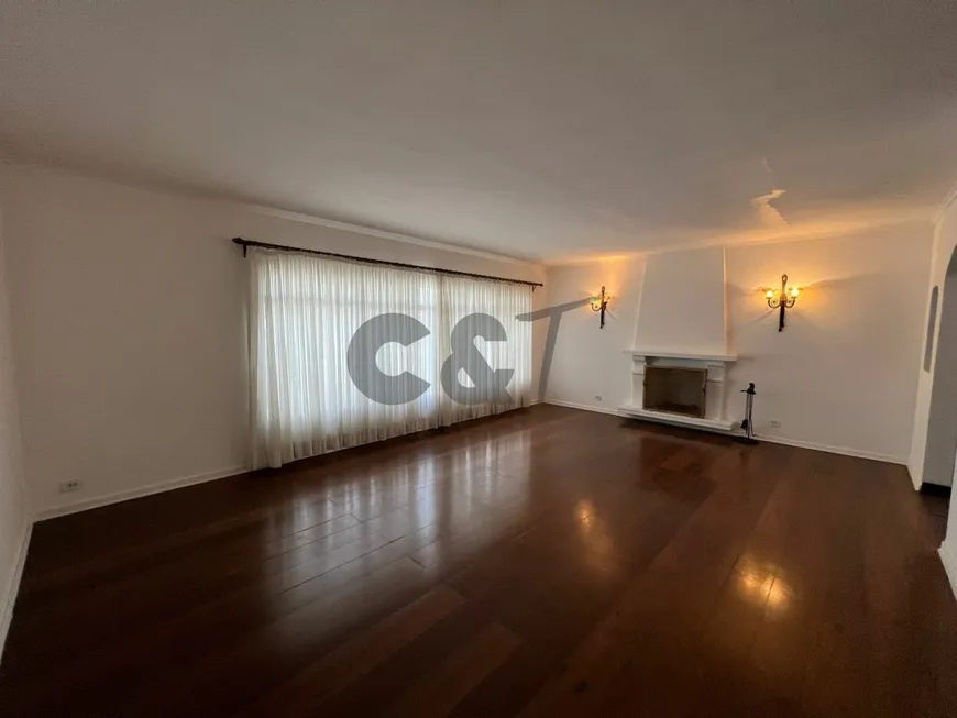 Foto 1 de Casa com 4 Quartos à venda, 250m² em Granja Julieta, São Paulo